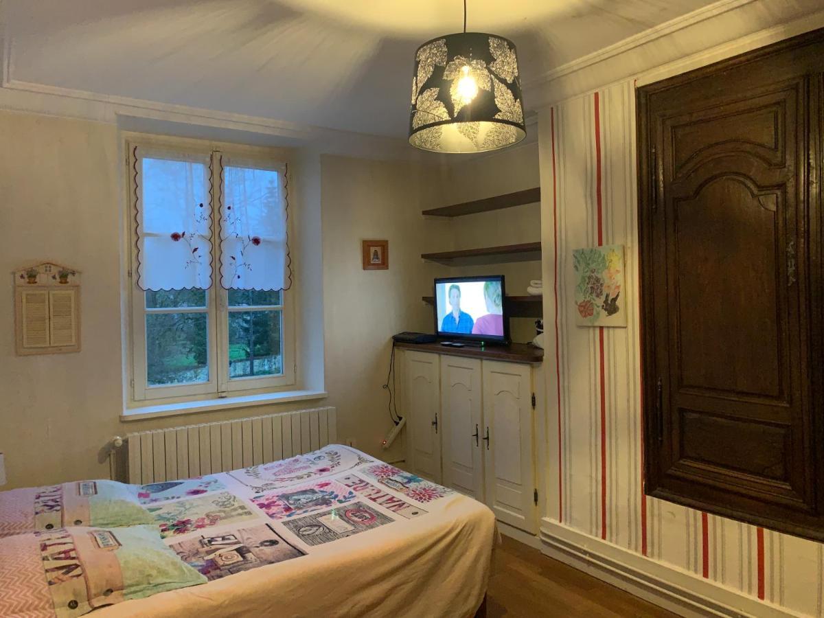 Chambres D'Hotes Dans Une Maison De Caractere Mussey-sur-Marne Dış mekan fotoğraf